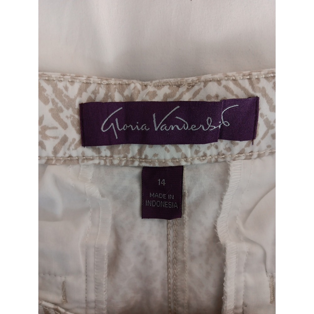 Gloria Vanderbilt Size 14 Nimah Belted Chino Flat Front Shorts with Pockets - Picture 8 of 12